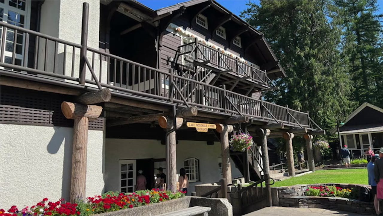 Lake McDonald Lodge in Glacier NP
